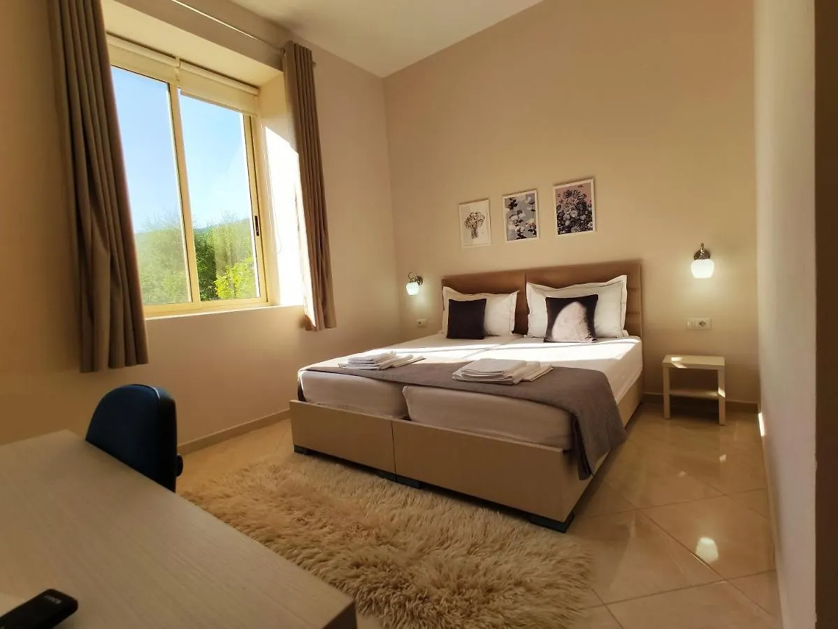 Olive B&B Berat 0*,