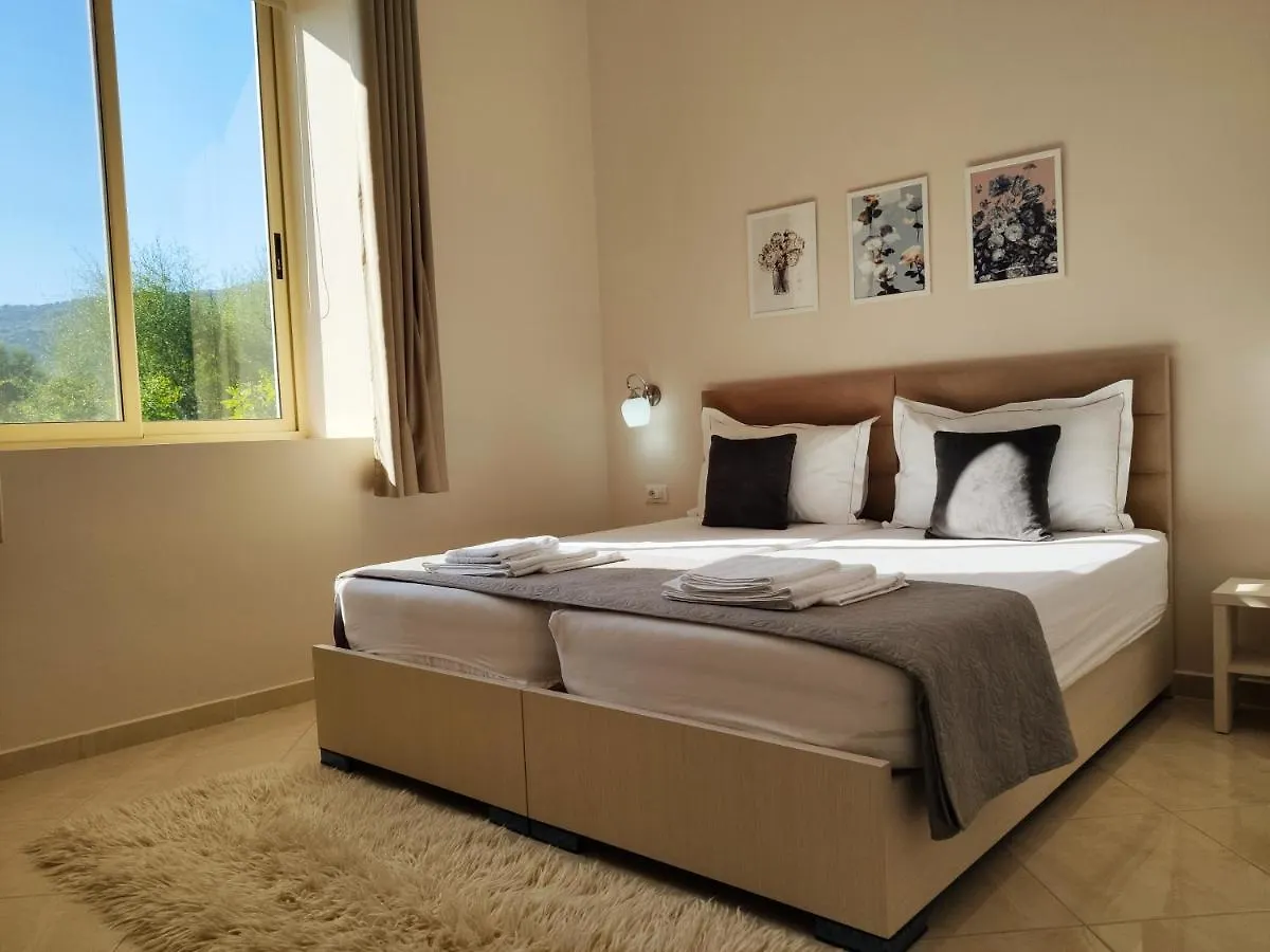 فندق مبيت وإفطار بيرات Olive B&B ألبانيا